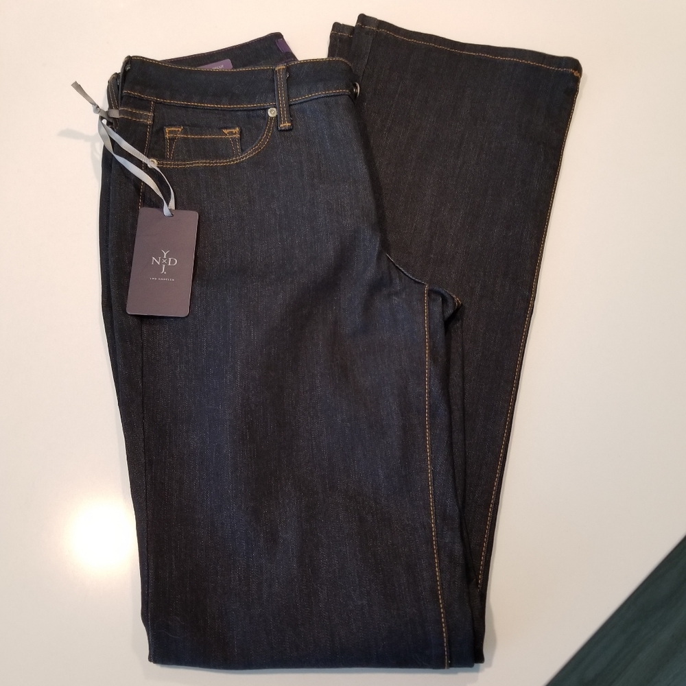 🩷 New Size 4 NYDJ Barbara Bootcut Jeans
